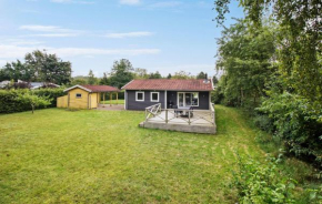 Gorgeous Home In Fårvang With Wifi